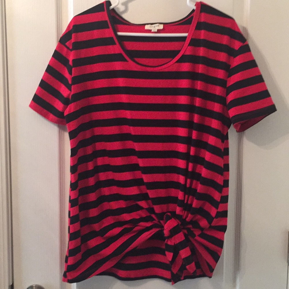 Umgee  USA  T-shirt